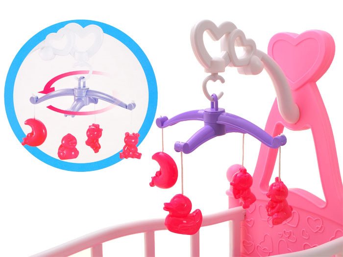 Kolébka s kolotočem pro panenky 