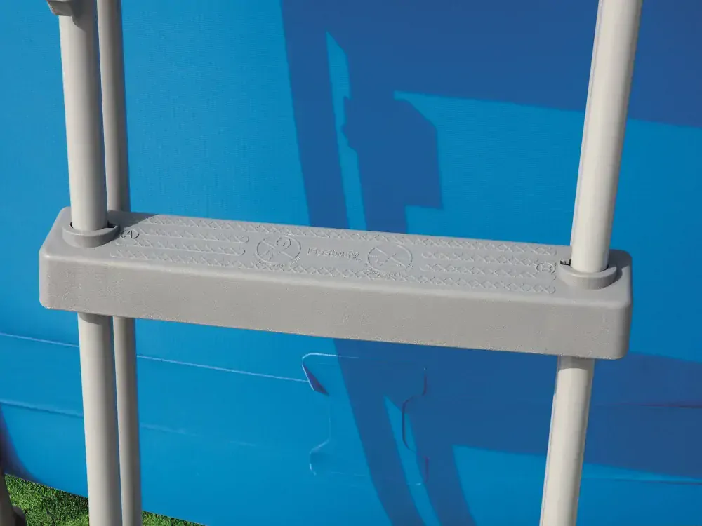 Bestway 58330 Schůdky do bazénu s výškou 107 cm šedé